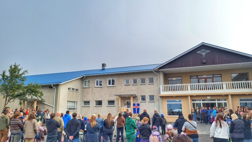 Við skólasetningu í morgun.