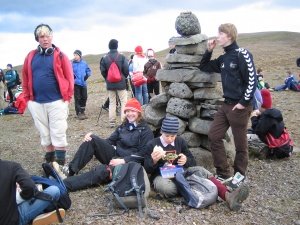 Slakað á við vörðuna