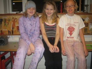 Þrjár í náttfötum