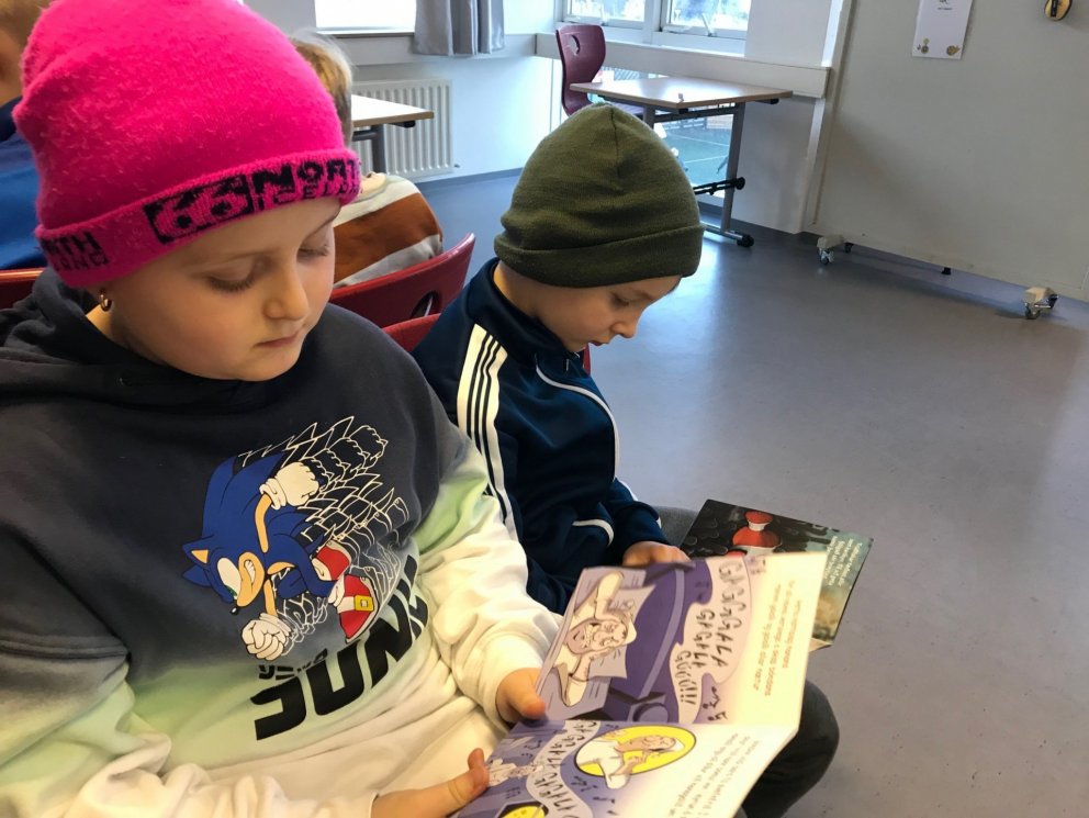 Læsisstóladans eða stoppbókadansinn