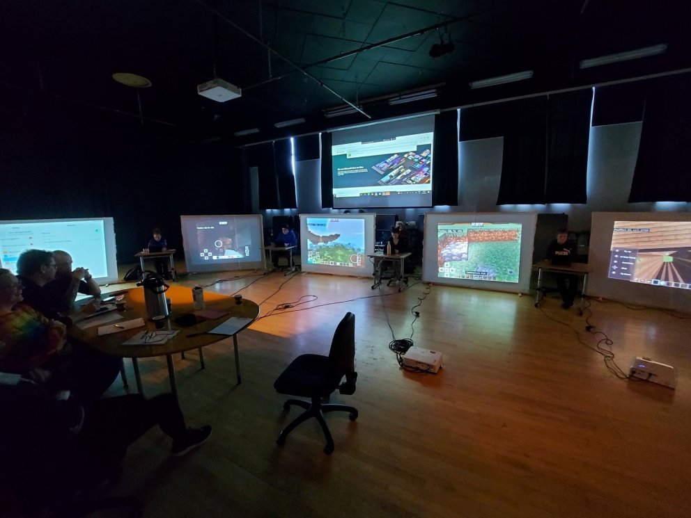 Úrslit í Minecraft hönnunarmótinu