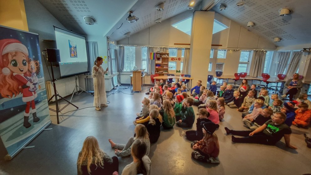 Birgitta, Lára og Ljónsi