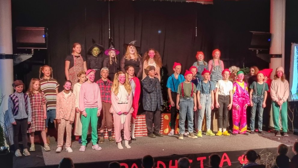 Rauðhetta á sviði.