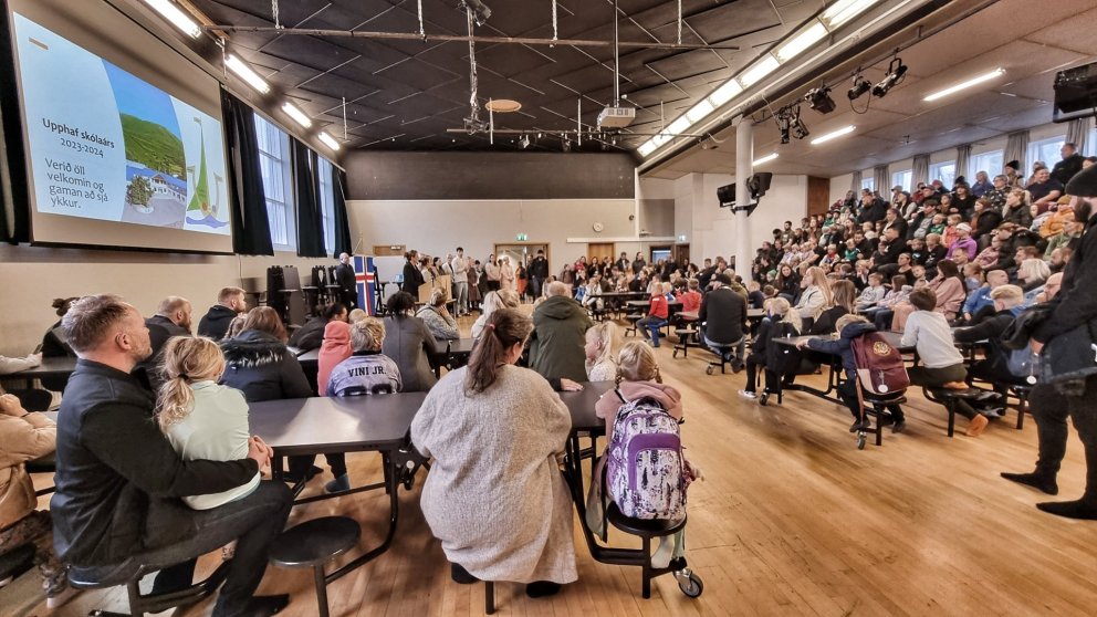 Skólastarfið er hafið