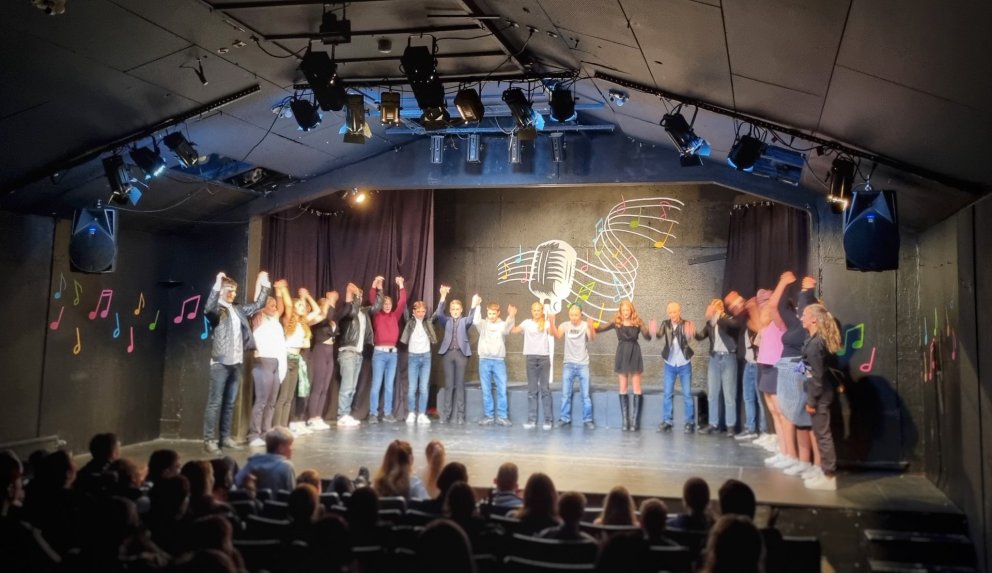 Nemendur tíunda frumsýna Pitz Pörfekt