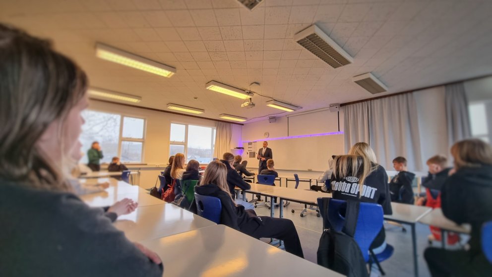 Forsetinn ræðir við unglingana