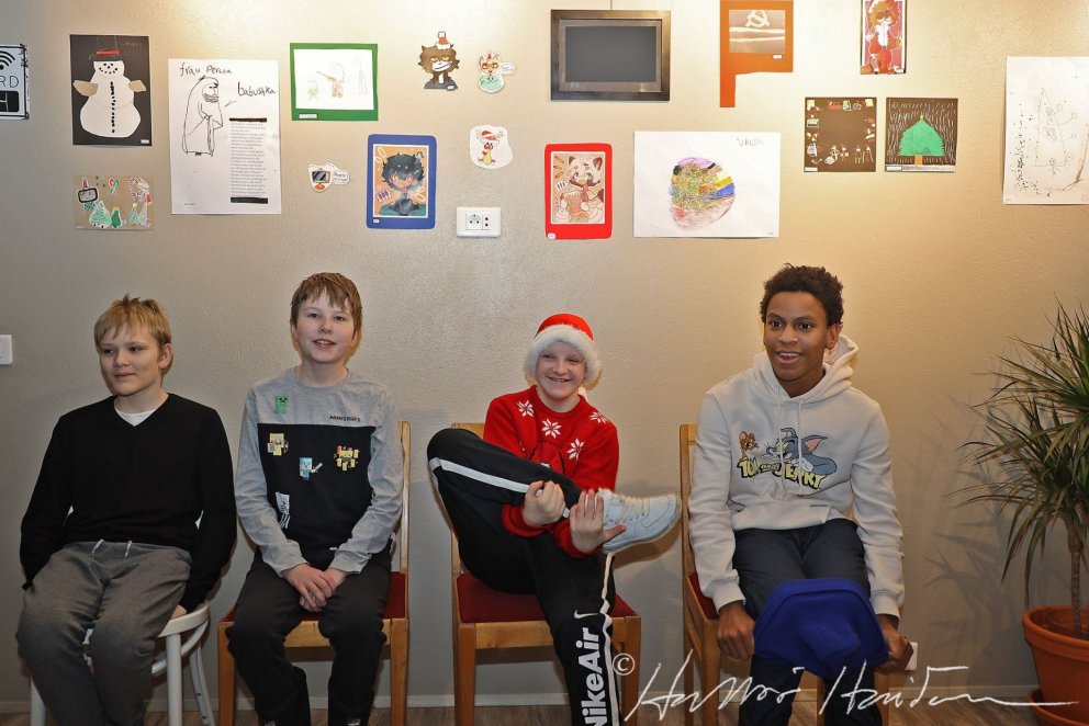 (f.v.) Þau Hákon Logi, Logi Vilhjálmur, Valdís Birna og Vigfús William við opnunar sýningarinnar.