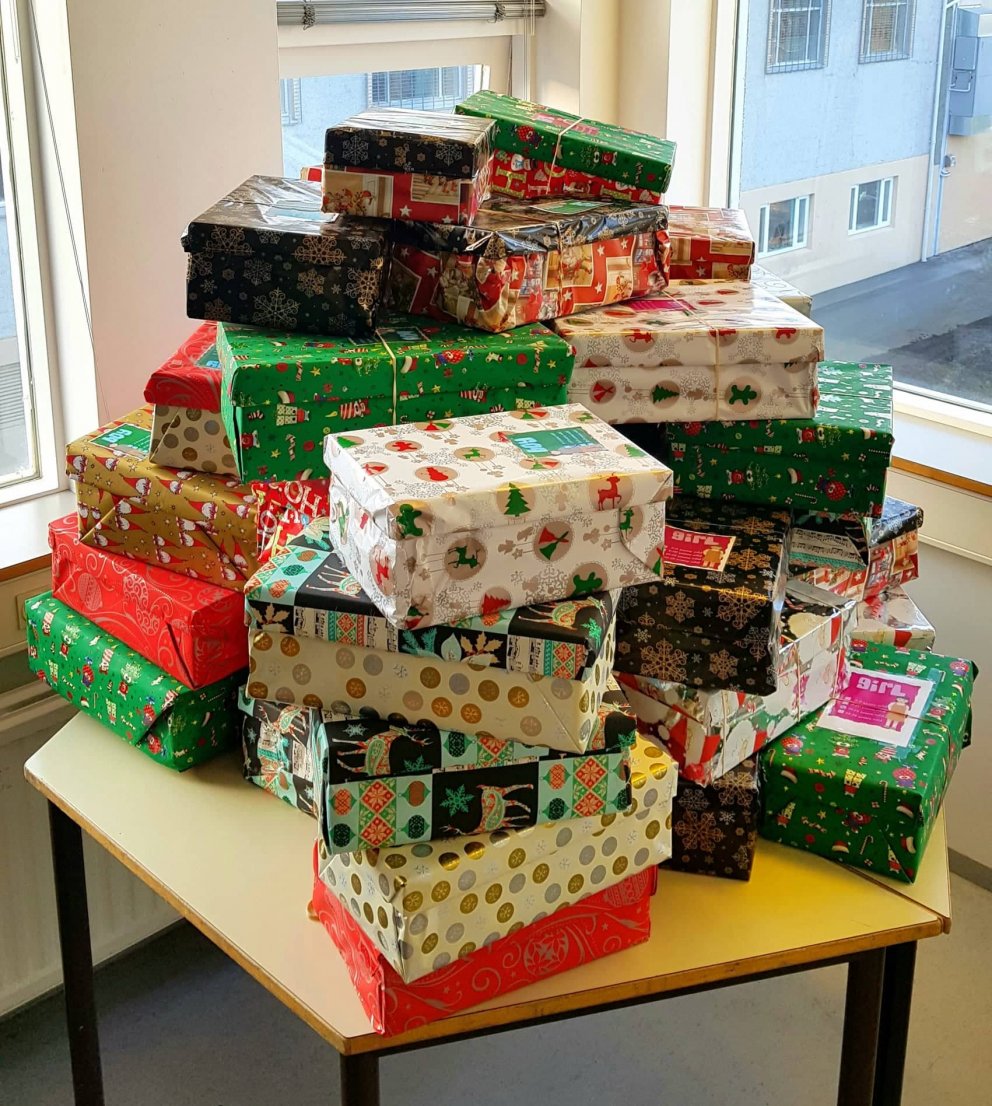 57 skókassar bíða þess að verða opnaðir í Úkraínu.