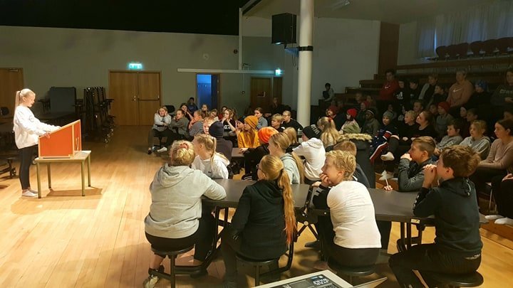 Við upphaf Stóru upplestrarkeppninnar