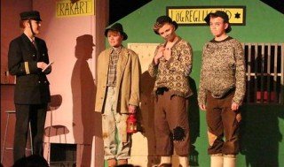 Aukasýningar á Kardimommubænum