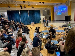 Tekið í gryfjunni í MA.