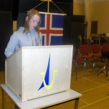 Inga Ósk að lesa upp ljóð