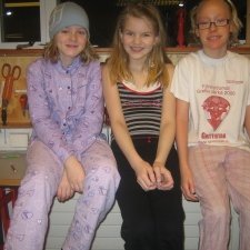 Þrjár í náttfötum