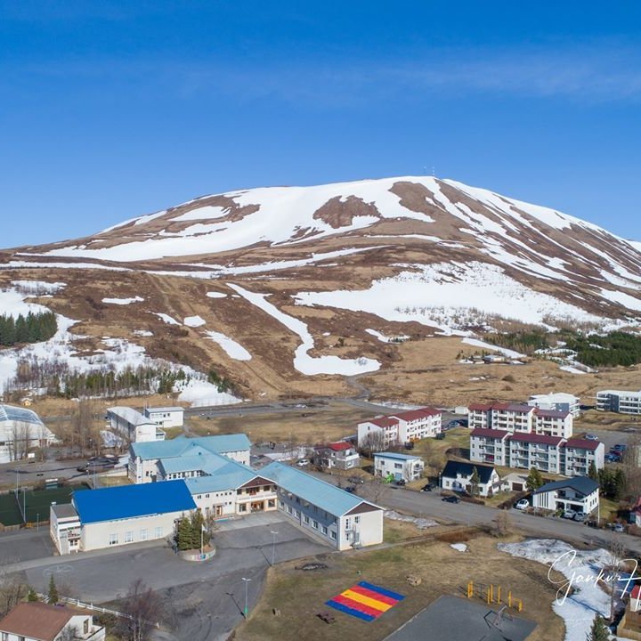 Skólahald eftir páska -  School after Easter