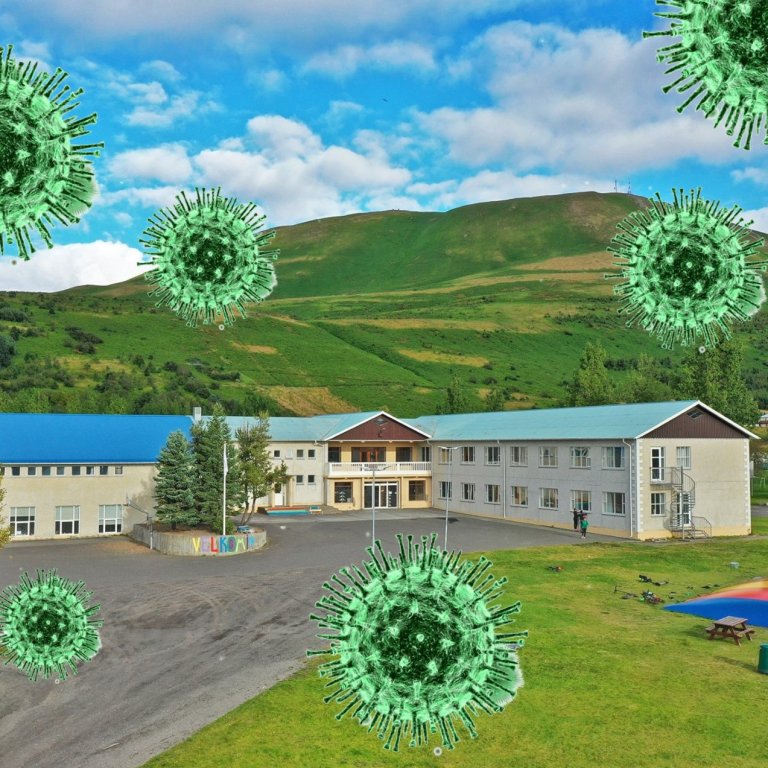 Staðfest covid-19 smit í 8. bekk