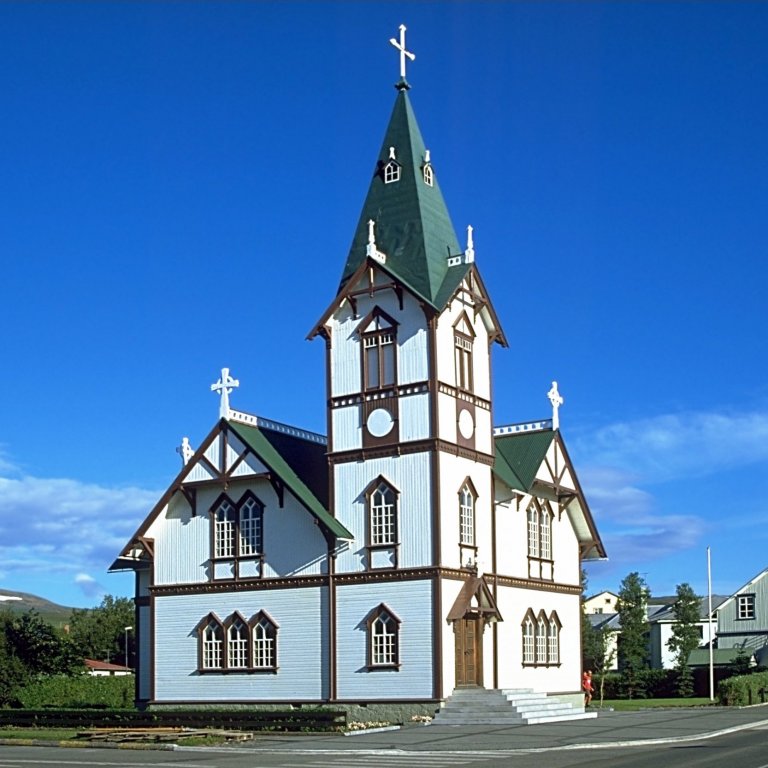 Húsavíkurkirkja var vígð árið 1907
