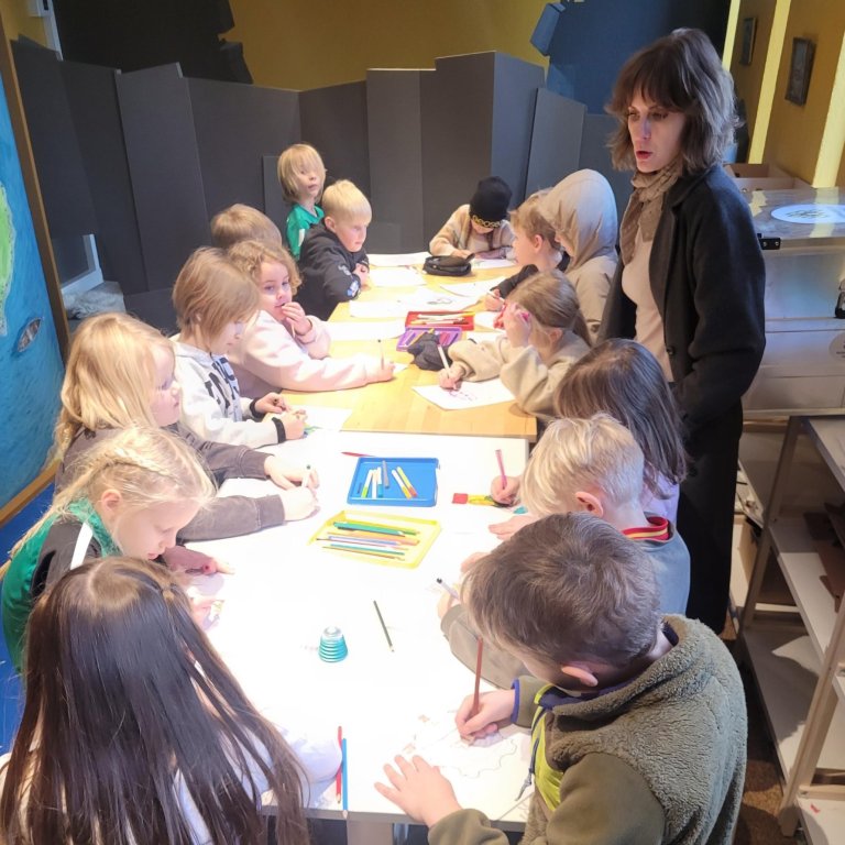 Þakklát fyrir nútímann en kynnast gömlu dögunum