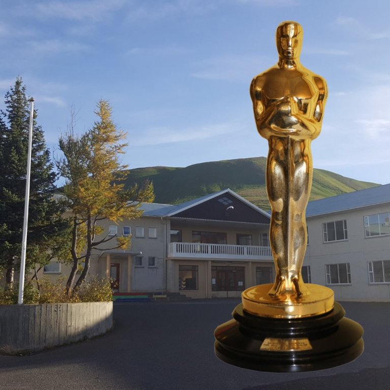 Óskar á mánudaginn