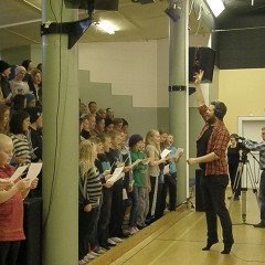 Sungið af fullum krafti