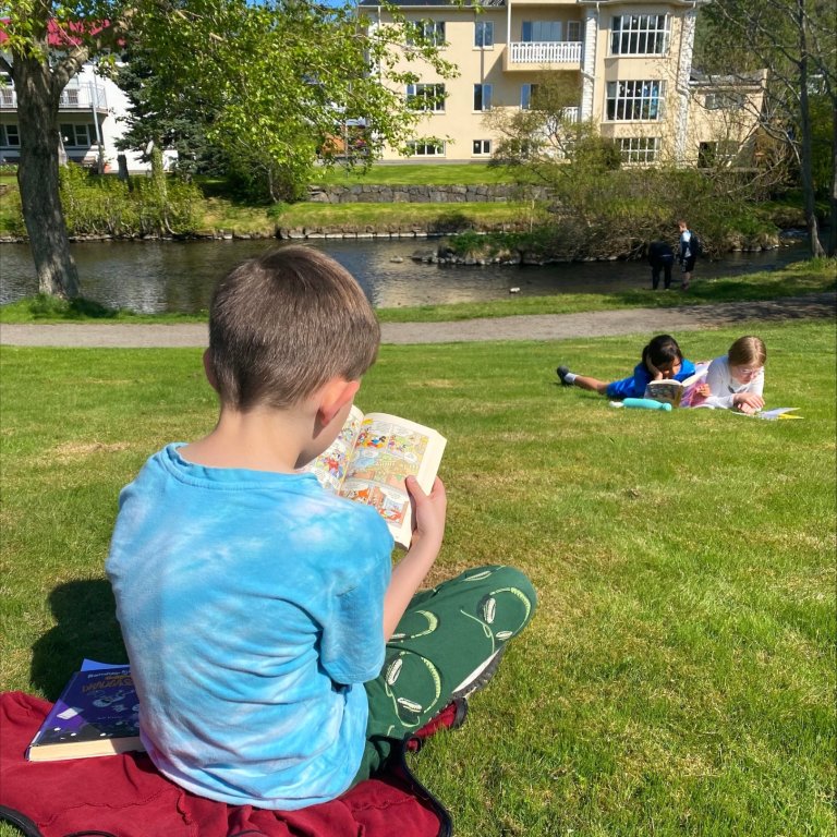 Yndislestur utandyra - BINGÓ