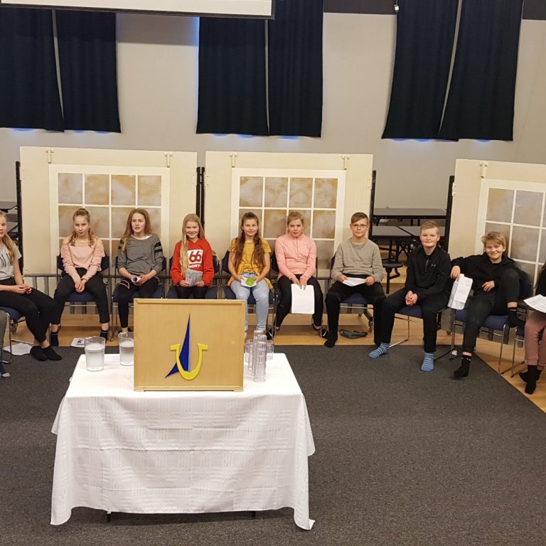 Lesarar í undankeppinni